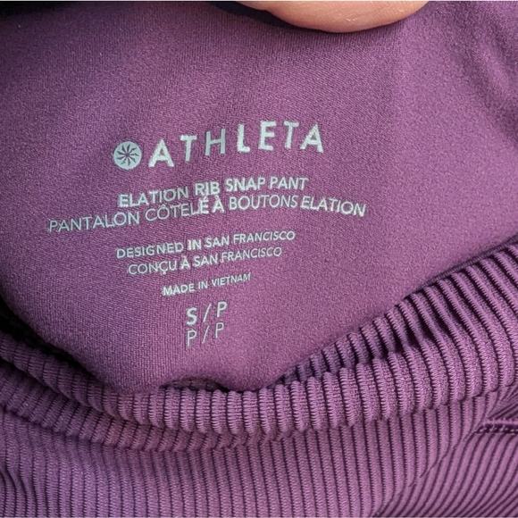 Athleta Elation Rib Snap Pant Pinot Plum Yoga Workout Athletic Athleisure Small - Picture 7 of 7